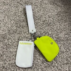 NWOT lululemon Dual Pouch Wristlet - citra lime/white
